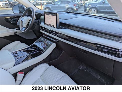 Used 2023 Lincoln Aviator Black Label w/ Class IV Trailer Tow Package image 28