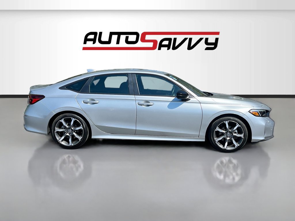 Used 2025 Honda Civic Sport Touring image 8