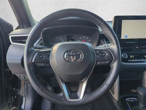 Used 2023 Toyota Corolla Cross AWD Hybrid image 11