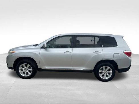 Used 2011 Toyota Highlander 2WD image 6