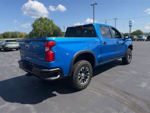 Certified 2023 Chevrolet Silverado 1500 ZR2 w/ Technology Package image 8