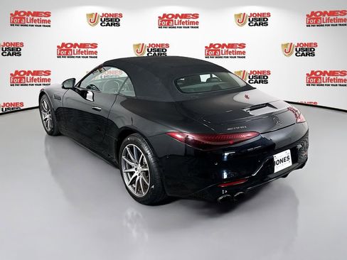 Used 2024 Mercedes-Benz SL 43 AMG image 2