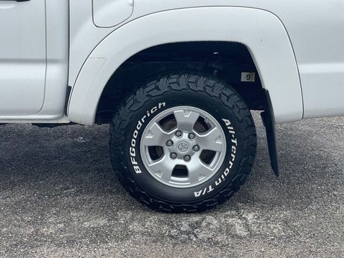 Used 2013 Toyota Tacoma 4x4 Double Cab w/ SR5 Pkg image 33