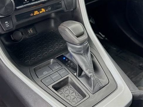 Certified 2023 Toyota RAV4 LE FWD image 18