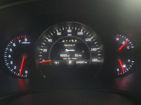 Used 2018 Kia Sorento SX FWD image 23