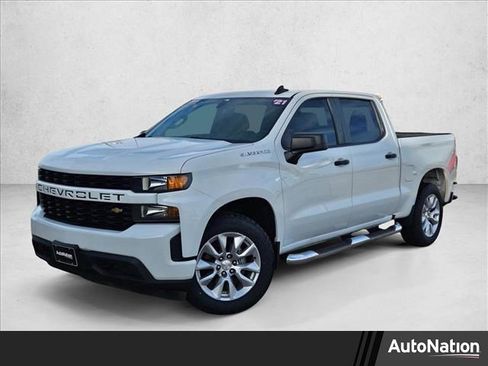 Used 2021 Chevrolet Silverado 1500 Custom image 1