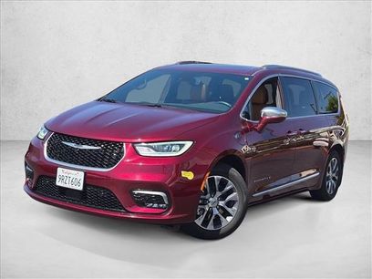 Used 2022 Chrysler Pacifica Pinnacle