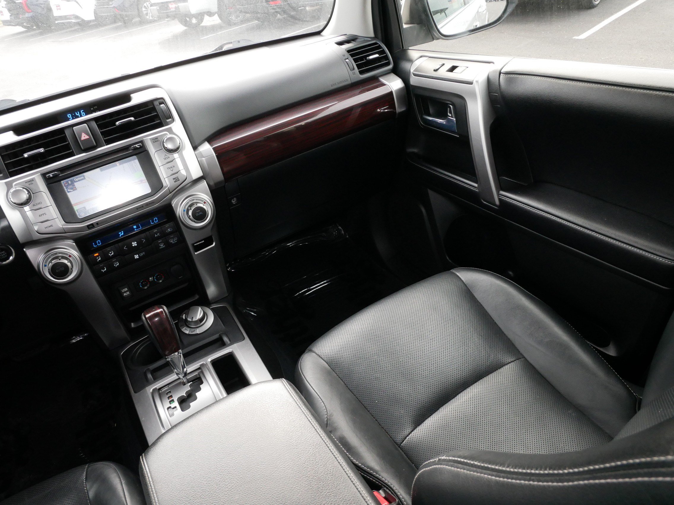 Used 2018 Toyota 4Runner Limited AWD/4WD image 11