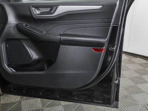 Used 2023 Ford Escape Active image 46