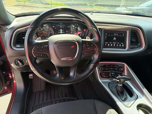Used 2022 Dodge Challenger GT w/ Blacktop Package AWD/4WD image 21