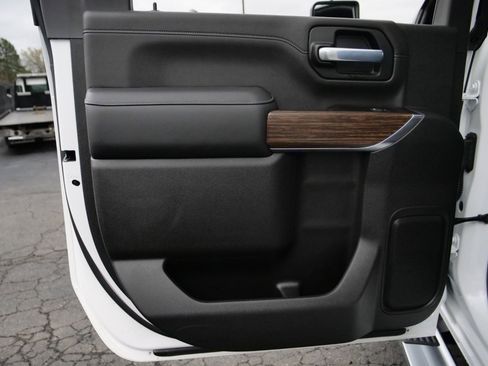 Used 2022 Chevrolet Silverado 3500 High Country image 30