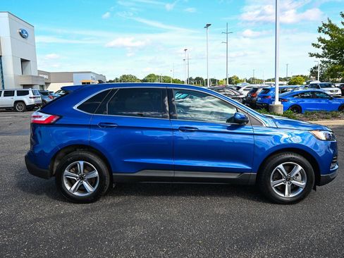 Used 2024 Ford Edge SEL w/ Convenience Package AWD/4WD image 3