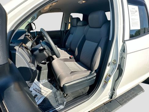 Used 2016 Toyota Tundra SR w/ Tow Package image 19