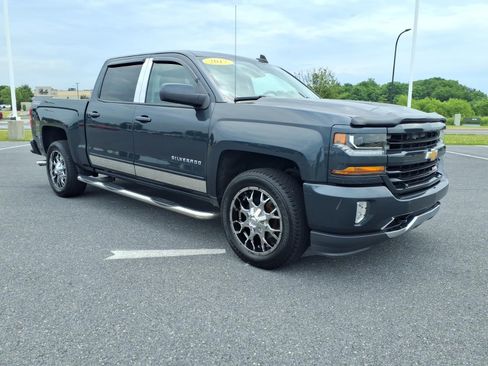 Certified 2017 Chevrolet Silverado 1500 LT w/ All Star Edition AWD/4WD image 3