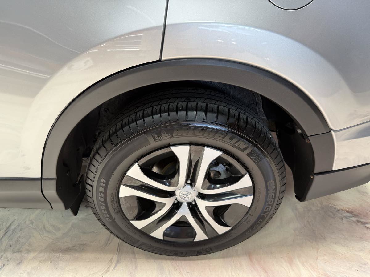 Used 2018 Toyota RAV4 LE w/ All Weather Liner Package AWD/4WD image 35