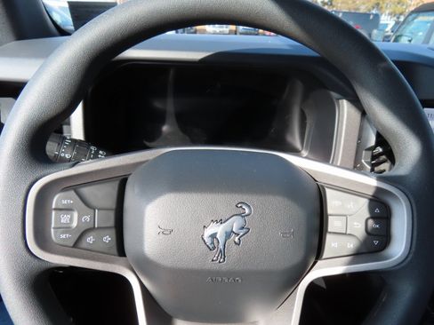 New 2025 Ford Bronco 4-Door image 10