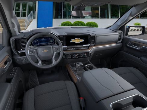 New 2026 Chevrolet Silverado 1500 LT w/ Z71 Off-Road Package image 15