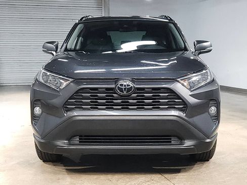 Used 2021 Toyota RAV4 XLE FWD image 2