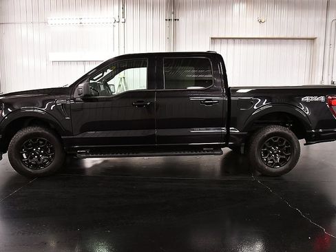Used 2025 Ford F150 XLT w/ Equipment Group 301A Standard AWD/4WD image 4