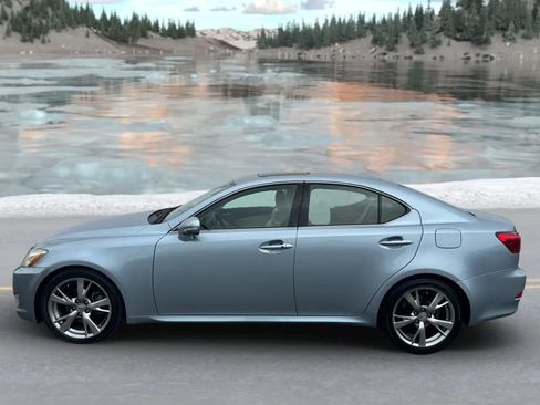 Used 2009 Lexus IS 250 image 3