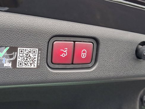 Certified 2026 Mercedes-Benz E 350 4MATIC Sedan image 30