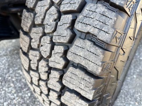 Used 2017 Jeep Wrangler Sport AWD/4WD image 25