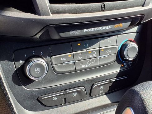 Used 2019 Ford Transit Connect XLT FWD image 12