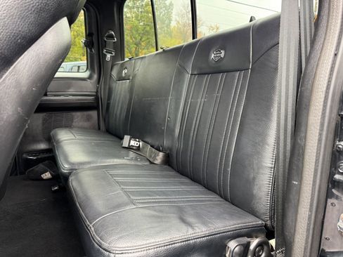 Used 2004 Ford F350 Harley-Davidson image 23