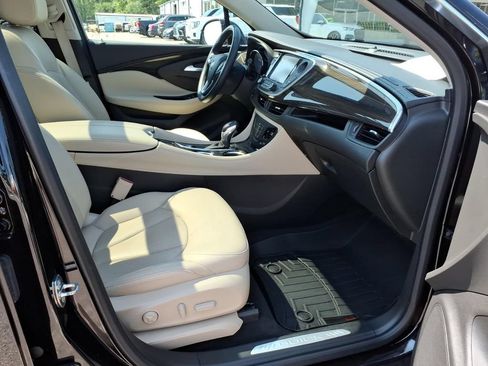 Used 2020 Buick Envision Essence w/ Experience Buick Package FWD image 10
