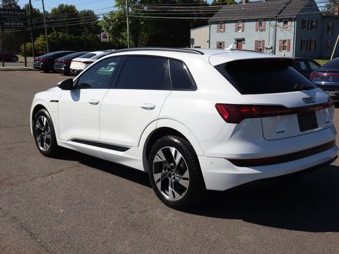 Used 2021 Audi e-tron Premium w/ Convenience Plus Package AWD/4WD image 8
