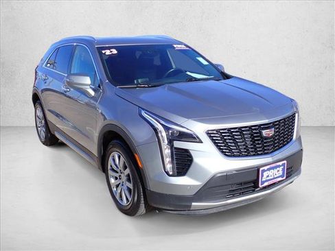 Used 2023 Cadillac XT4 Premium Luxury image 6