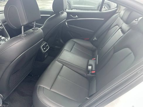Used 2026 Genesis G70 2.5T RWD image 12