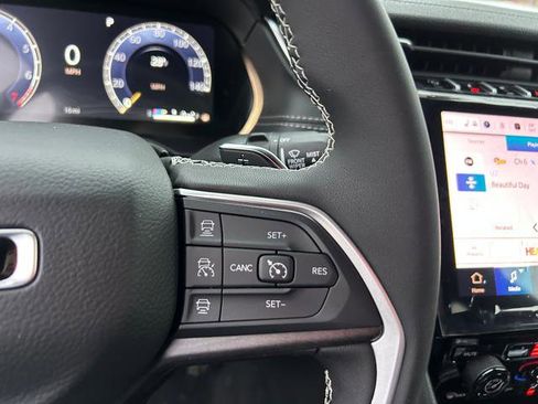 New 2025 Jeep Grand Cherokee L Limited w/ Trailer Tow Package image 15