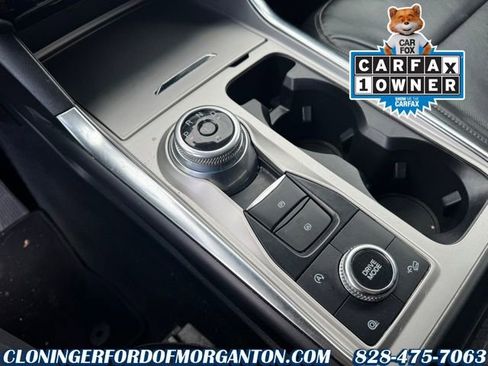 Used 2023 Ford Explorer Limited image 32