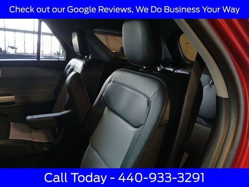 Used 2023 Ford Explorer XLT w/ Equipment Group 202A image 33