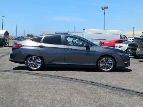 Used 2019 Honda Clarity Plug-In Hybrid image 9