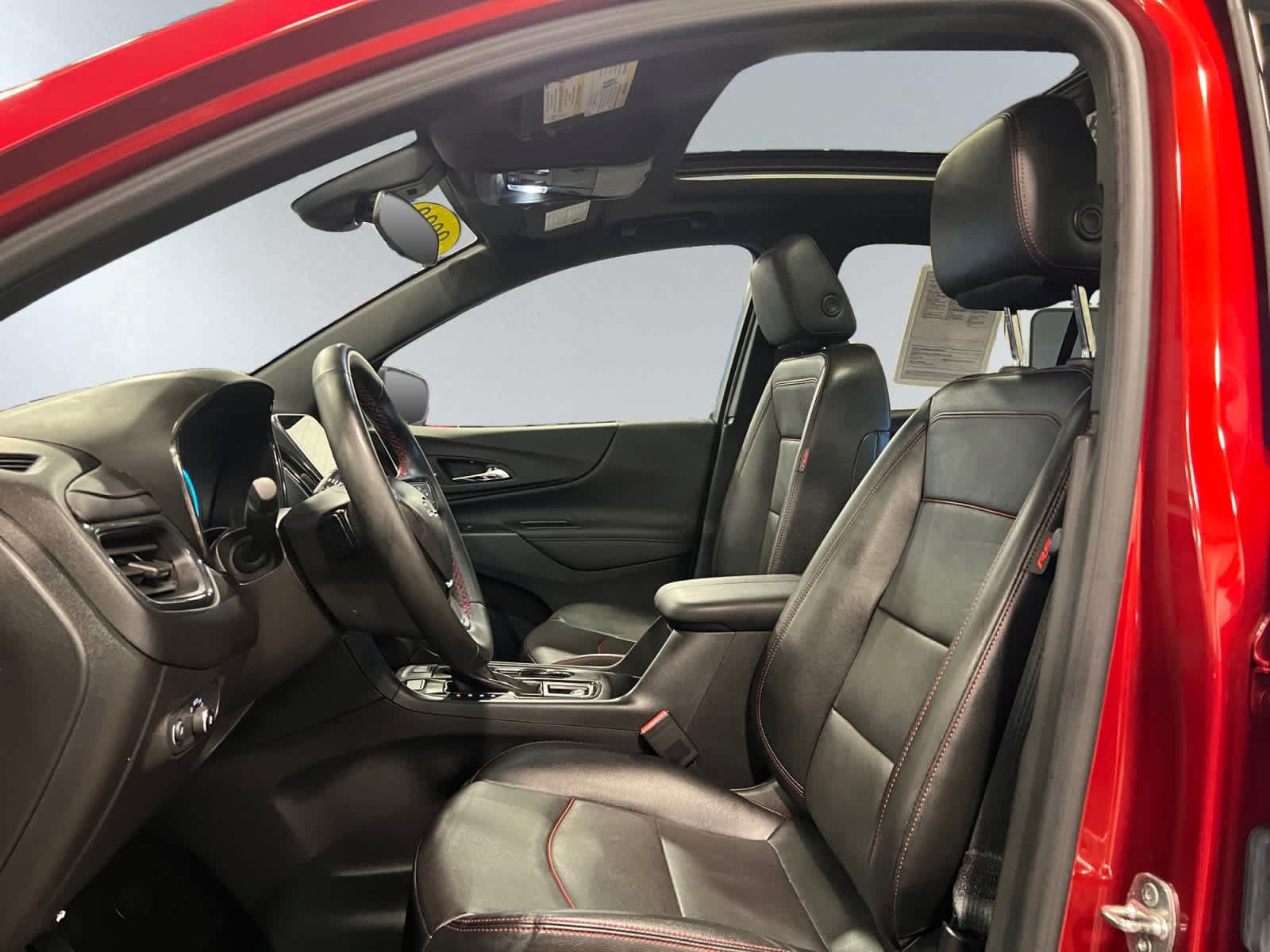 Used 2023 Chevrolet Equinox RS w/ RS Leather Package AWD/4WD image 11