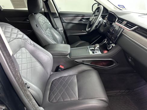 Used 2023 Jaguar F-PACE S image 21