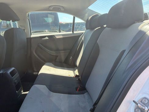 Used 2017 Volkswagen Jetta S FWD image 10