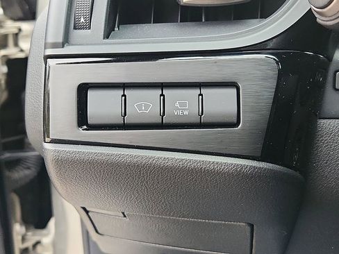 Used 2024 Lexus ES 300h w/ Luxury Package image 25