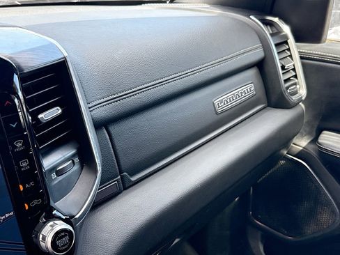 Used 2024 RAM 1500 Laramie AWD/4WD image 22