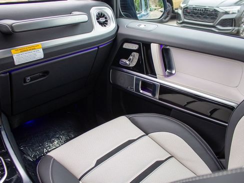 Used 2024 Mercedes-Benz G 63 AMG 4MATIC w/ Manufactur Interior Package image 19