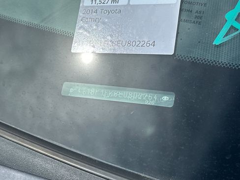 Used 2014 Toyota Camry SE FWD image 23