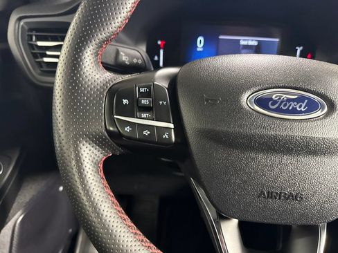 Used 2023 Ford Escape ST-Line AWD/4WD image 22
