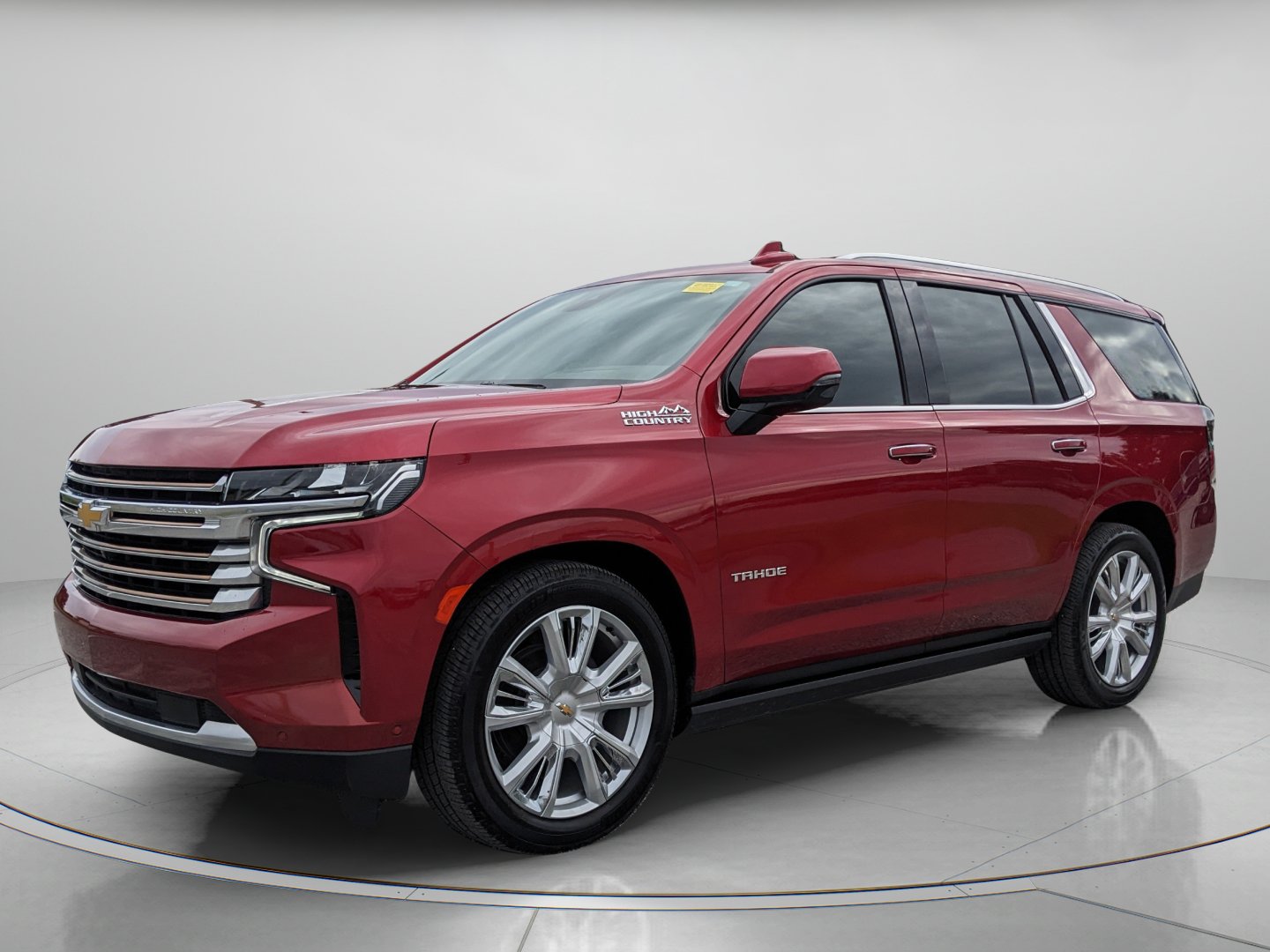 Used 2024 Chevrolet Tahoe High Country w/ Advanced Technology Package RWD image 2