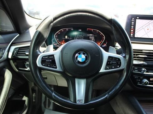 Used 2021 BMW 530i w/ M Sport Package RWD image 19