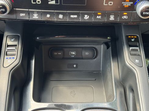 Used 2021 Kia Telluride SX w/ Towing Package FWD image 29