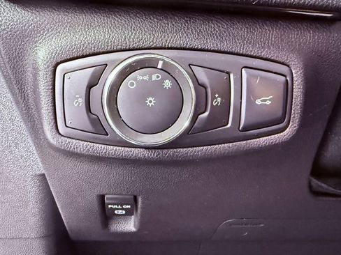 Used 2017 Lincoln MKC Reserve w/ Lincoln MKC Climate Package image 10