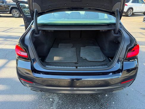Used 2023 BMW 530i xDrive image 28
