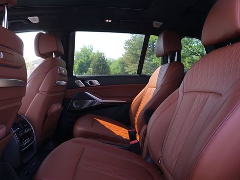 Used 2024 BMW X7 xDrive40i w/ Executive Package AWD/4WD image 20